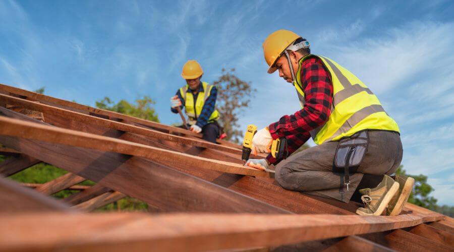 Professional Flat Roofing Installation services in Marenisco, MI
